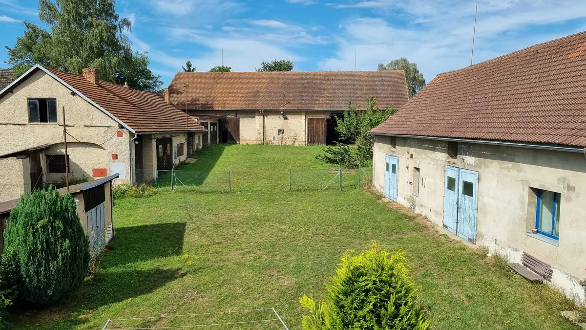 Prodej komerčního prostoru 240 m², Onomyšl