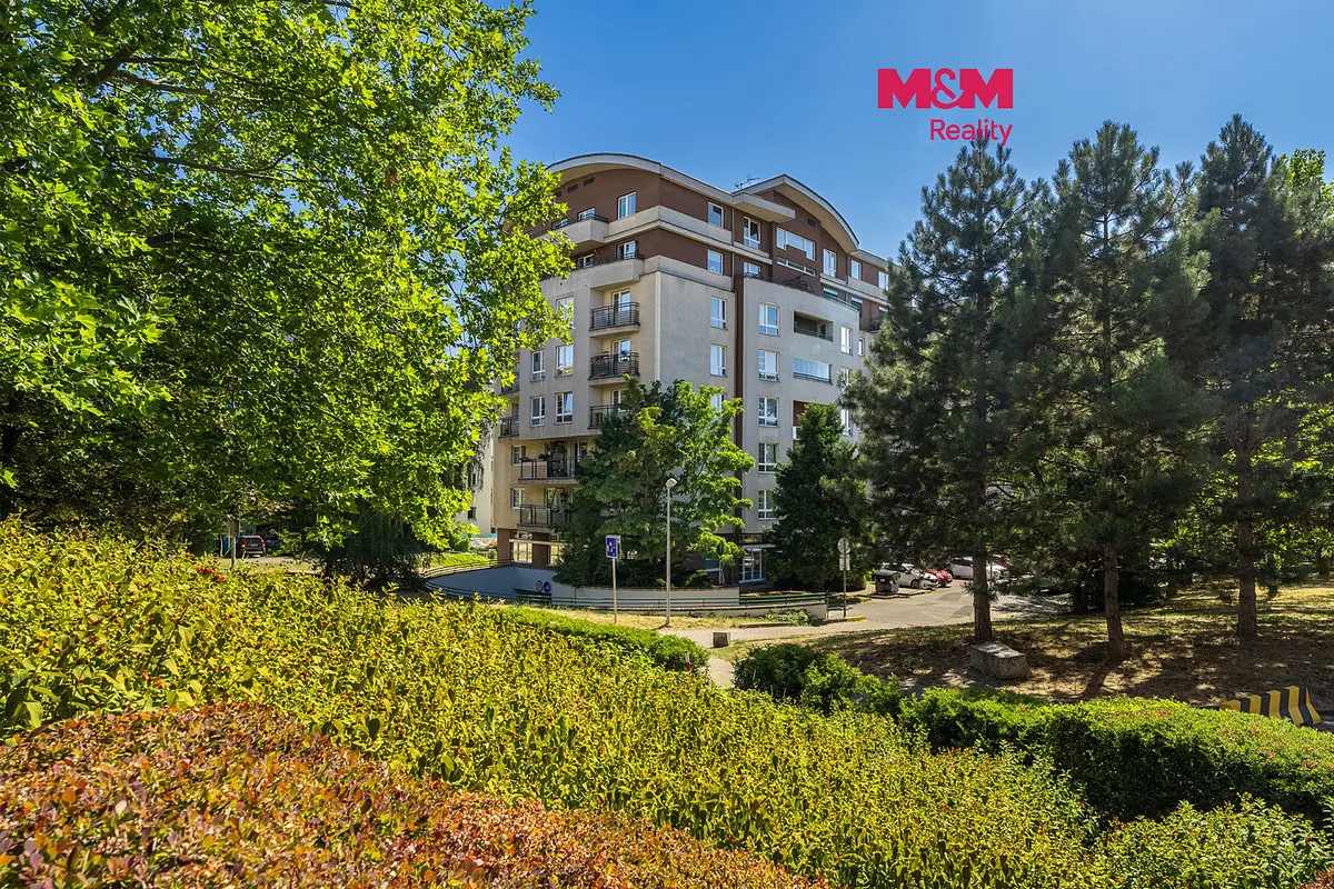 Prodej bytu 2+kk 56 m², Na břehu · Vysočany
