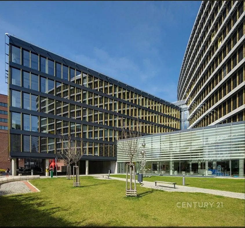 Pronájem komerčního prostoru 535 m², Pikrtova · Nusle