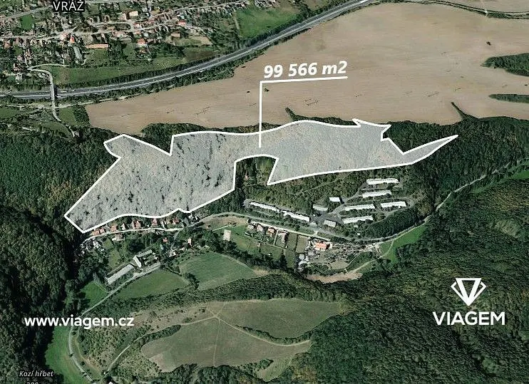 Prodej pozemku 99566 m², Svatý Jan pod Skalou