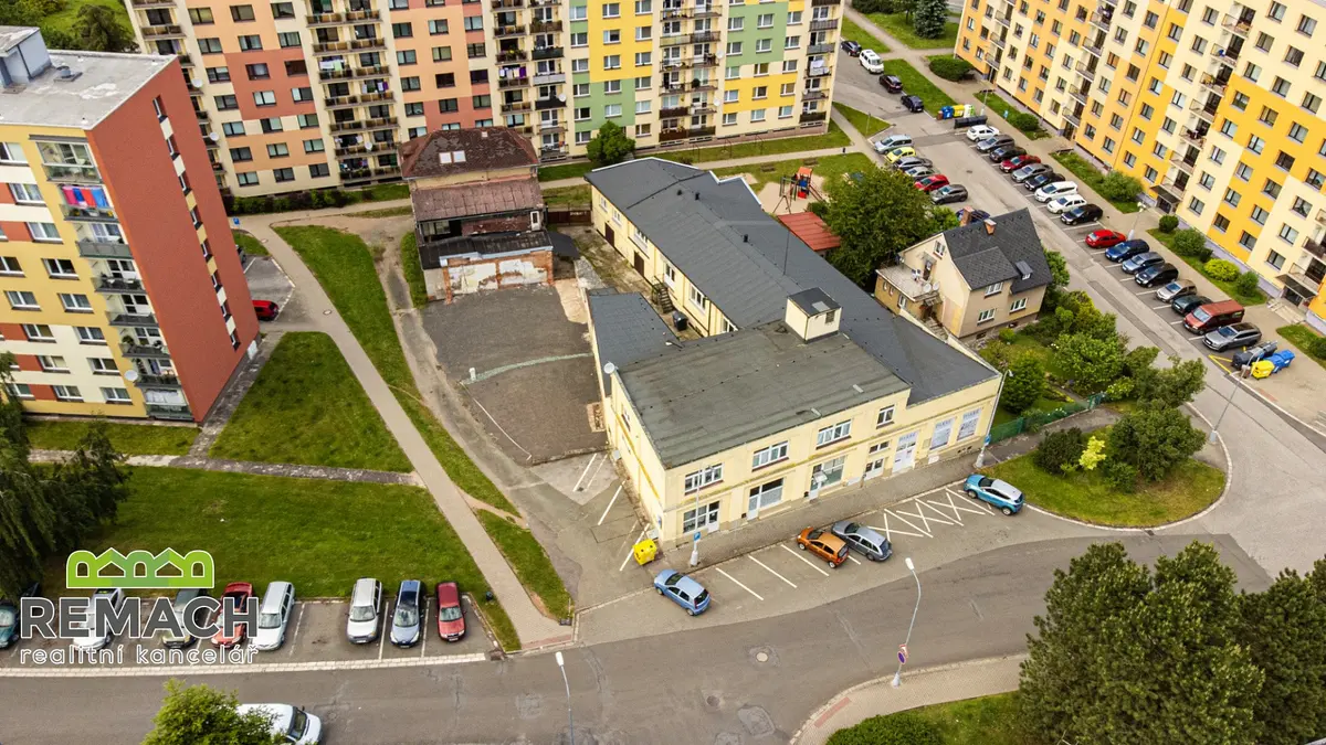 Pronájem komerčního prostoru 1100 m², Smiřických · Náchod