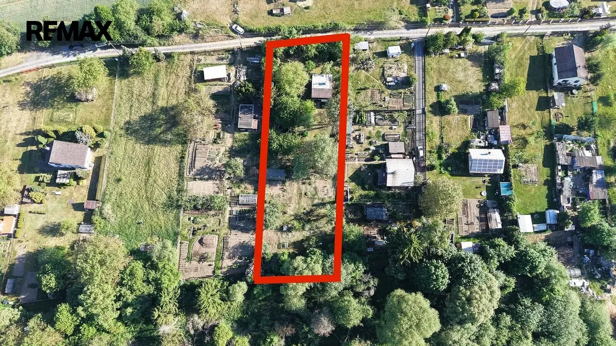 Prodej pozemku 963 m², Dobřany · okres Plzeň-Jih