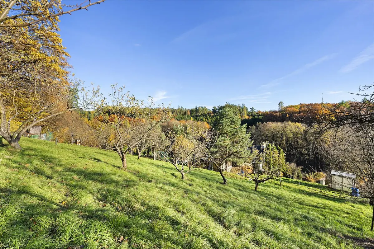 Prodej pozemku 554 m², Malenovice · Zlín