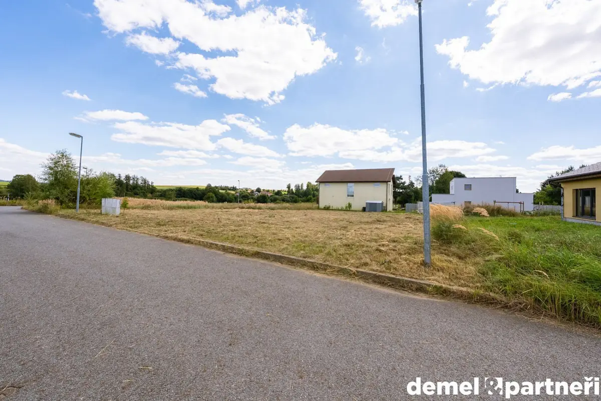 Prodej pozemku 640 m², Střítež · okres Jihlava