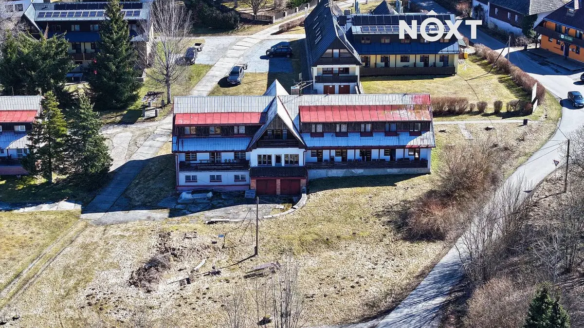 Prodej komerčního prostoru 750 m², Frymburk