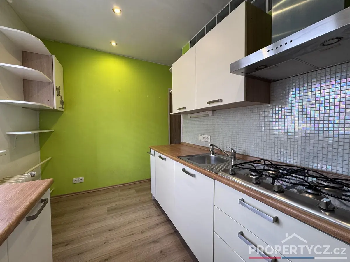 Prodej bytu 3+1 72 m², Topolová · Záběhlice