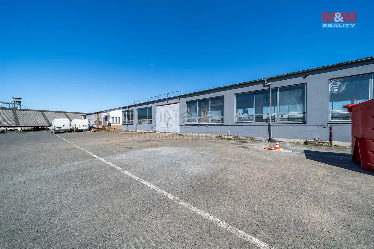 Pronájem komerčního prostoru 346 m², Osek u Rokycan · Osek