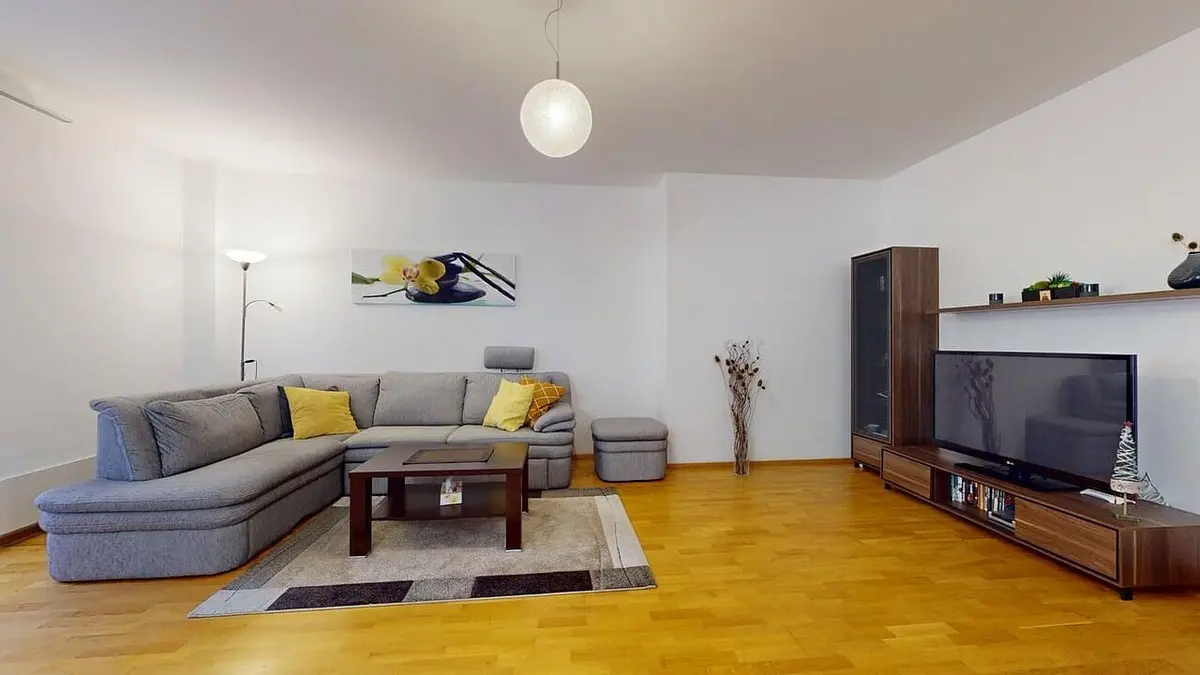Prodej bytu 2+kk 88 m², Vyšehradská · Karlovy Vary