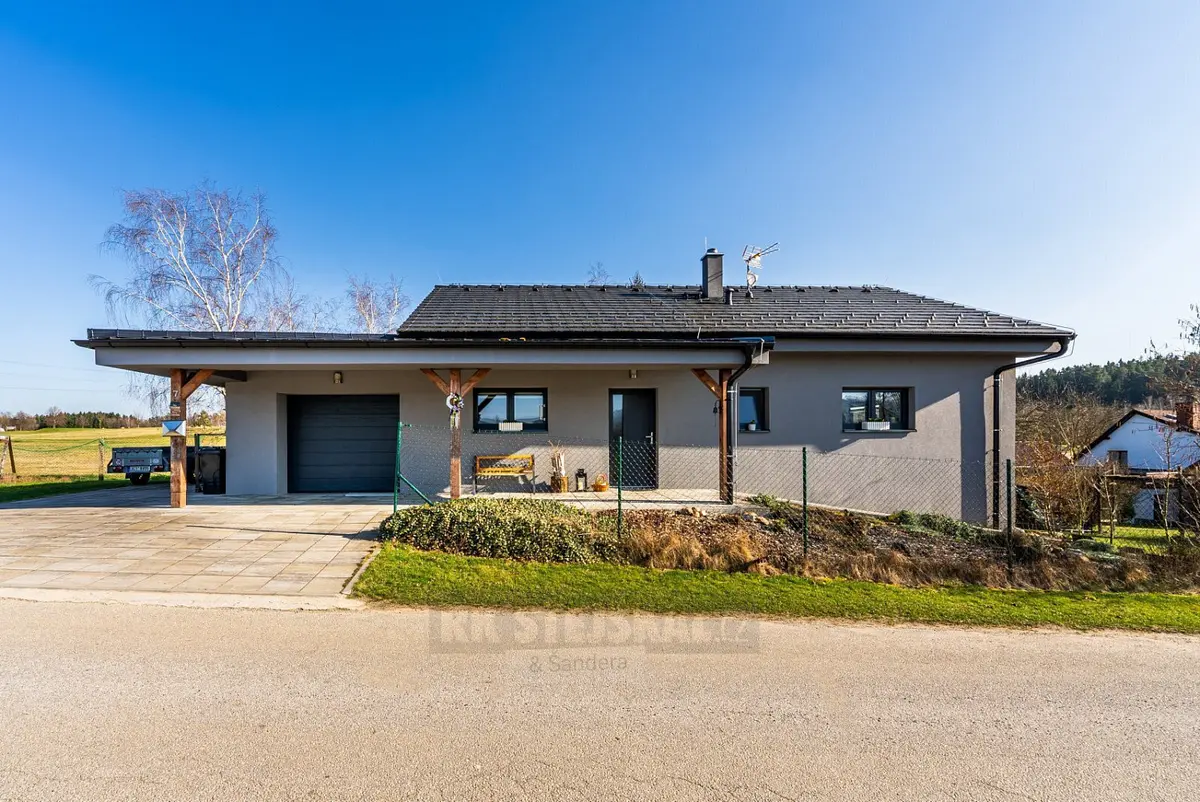 Prodej domu 121 m², Chabičovice · Mirkovice