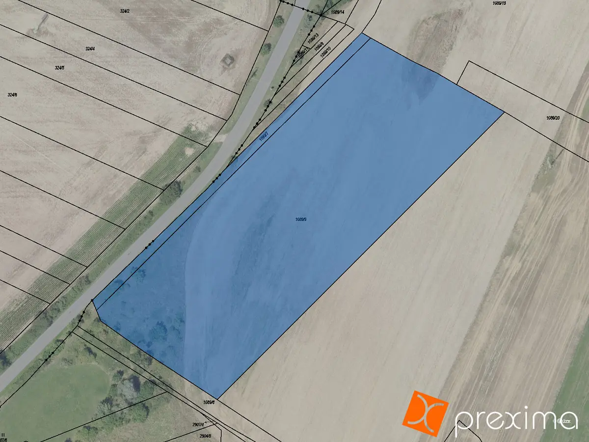 Prodej pozemku 746 m², Kostelec nad Černými lesy · okres Praha-východ