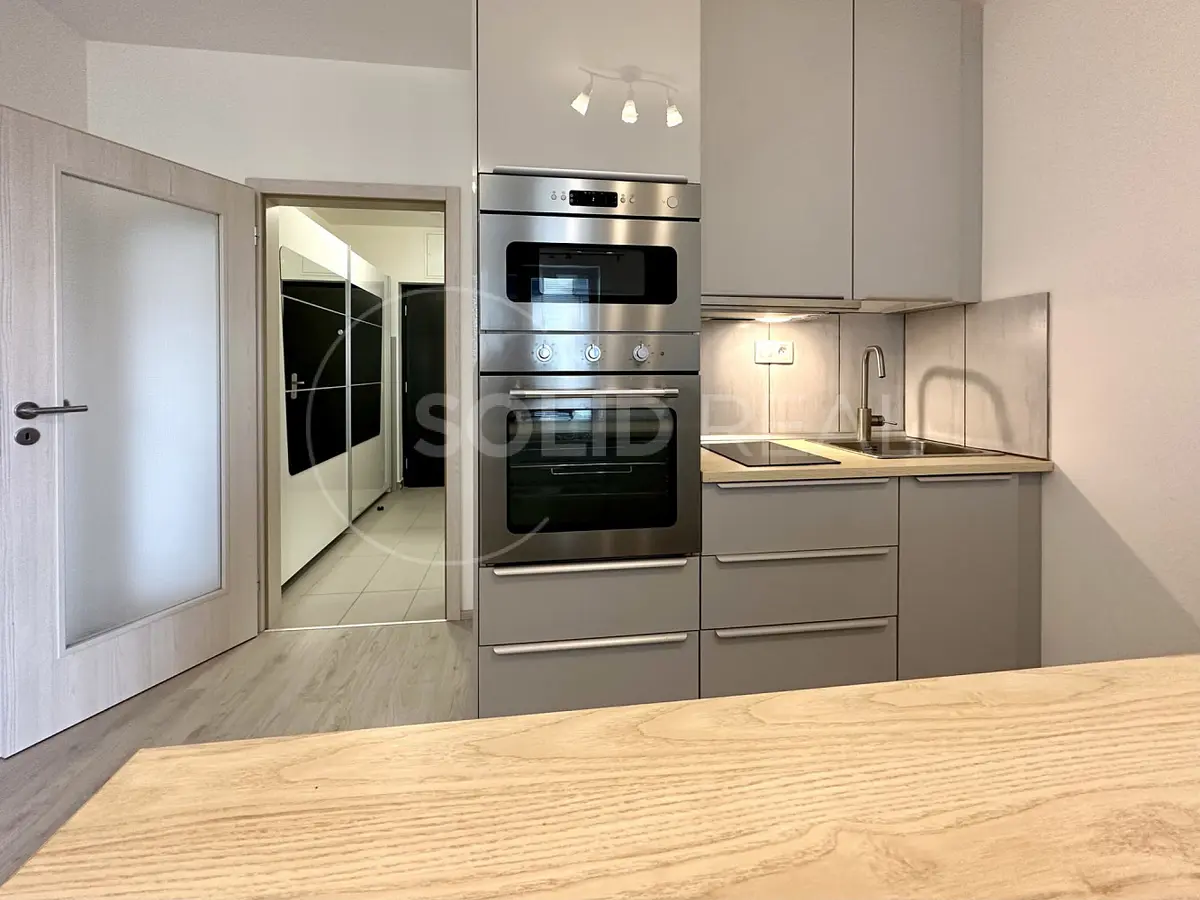 Prodej bytu 1+kk 32 m², Praha 9 - Letňany
