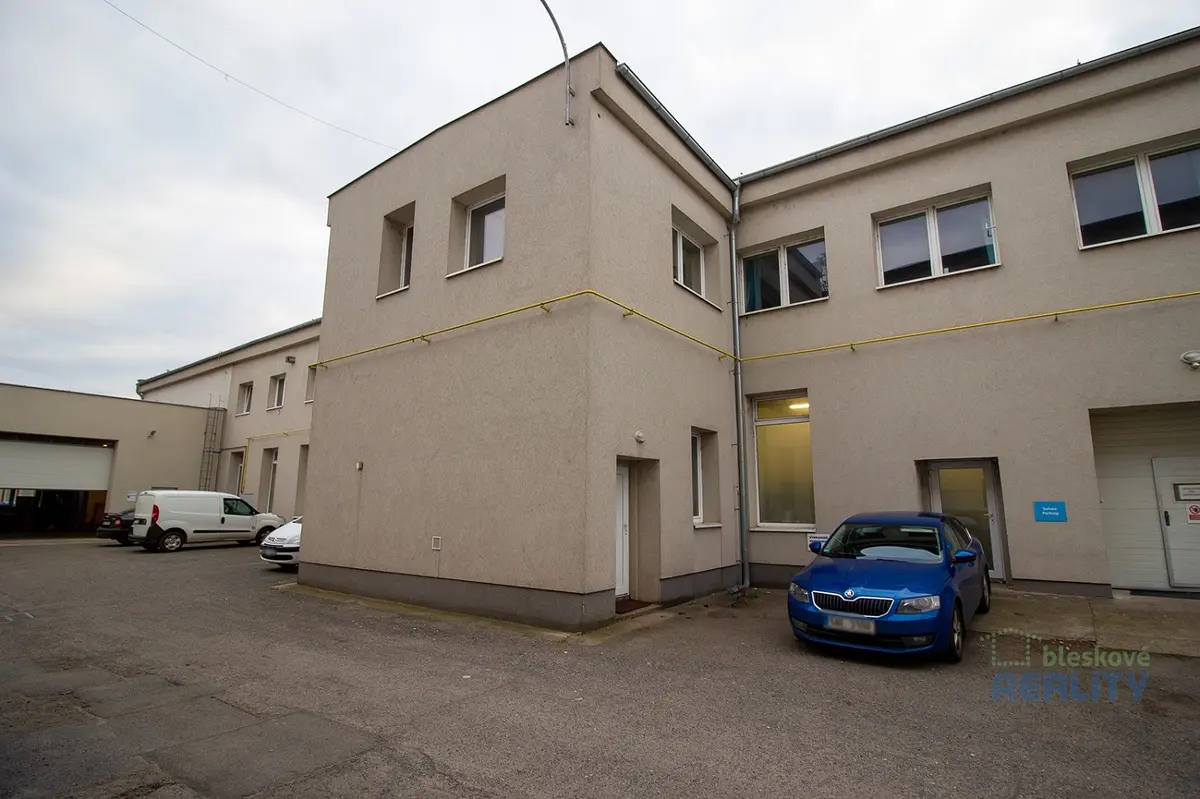 Pronájem komerčního prostoru 826 m², Brandýs nad Labem-Stará Boleslav - Brandýs nad Labem · okres Praha-východ