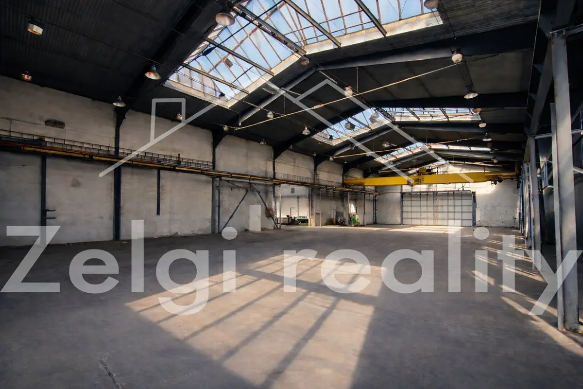 Pronájem komerčního prostoru 1920 m², Břeclav