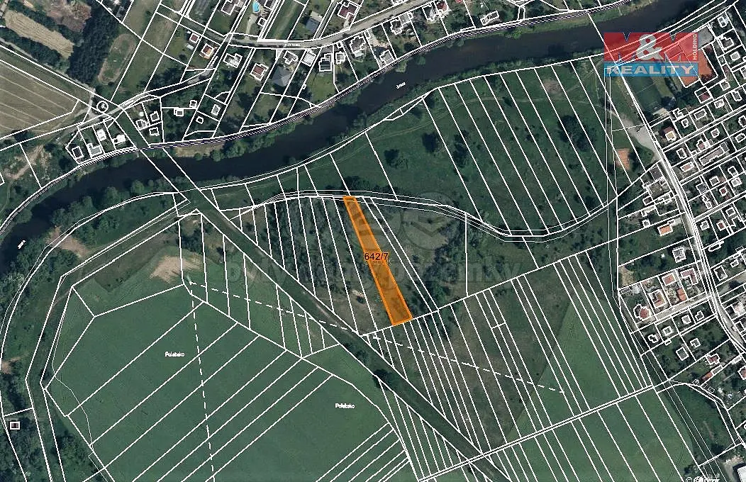 Prodej pozemku 138 m², Káraný · okres Praha-východ