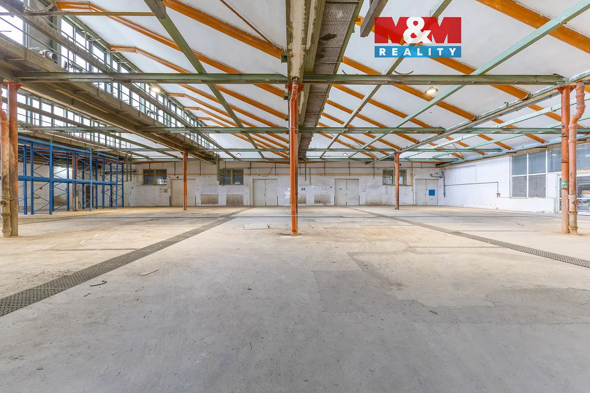 Pronájem komerčního prostoru 850 m², Jirkov