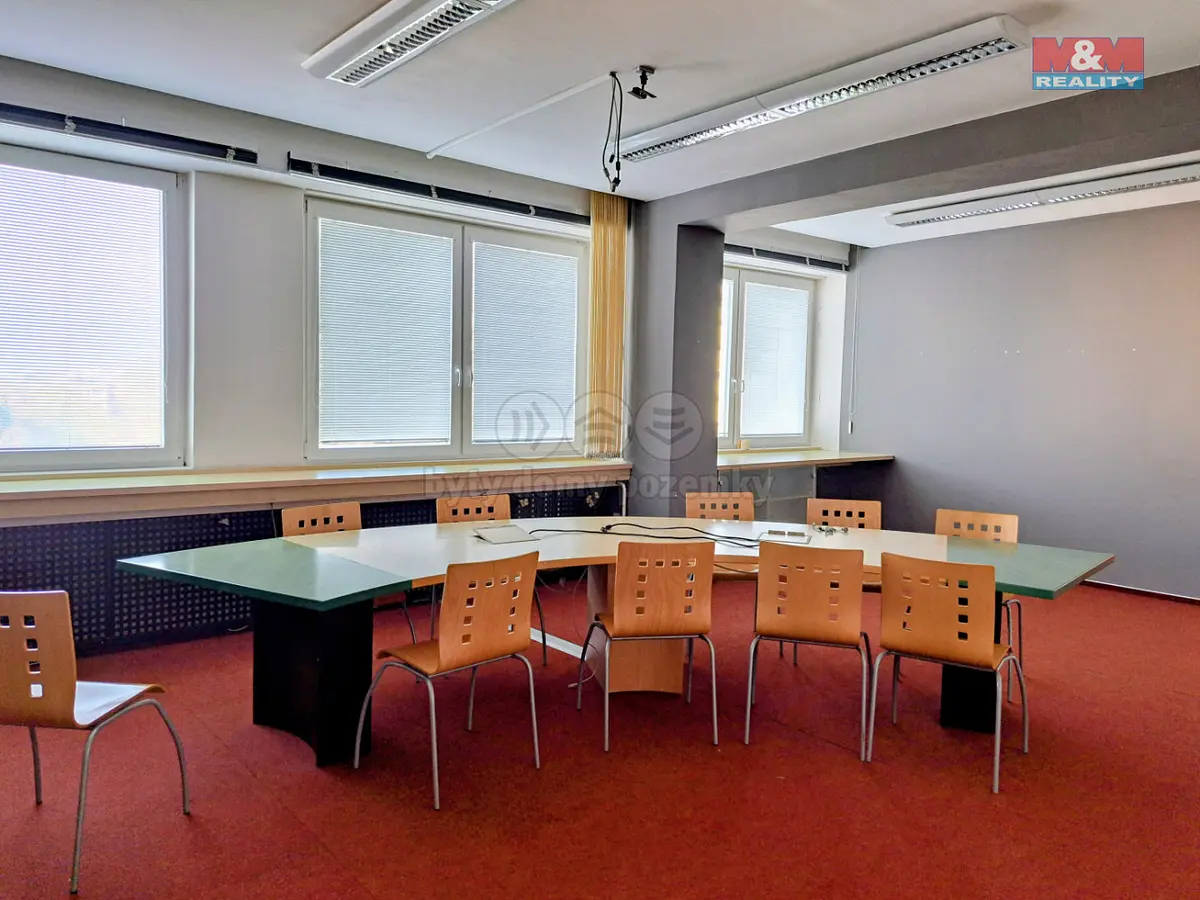 Pronájem komerčního prostoru 288 m², Slavíčkova · Lesná · Brno