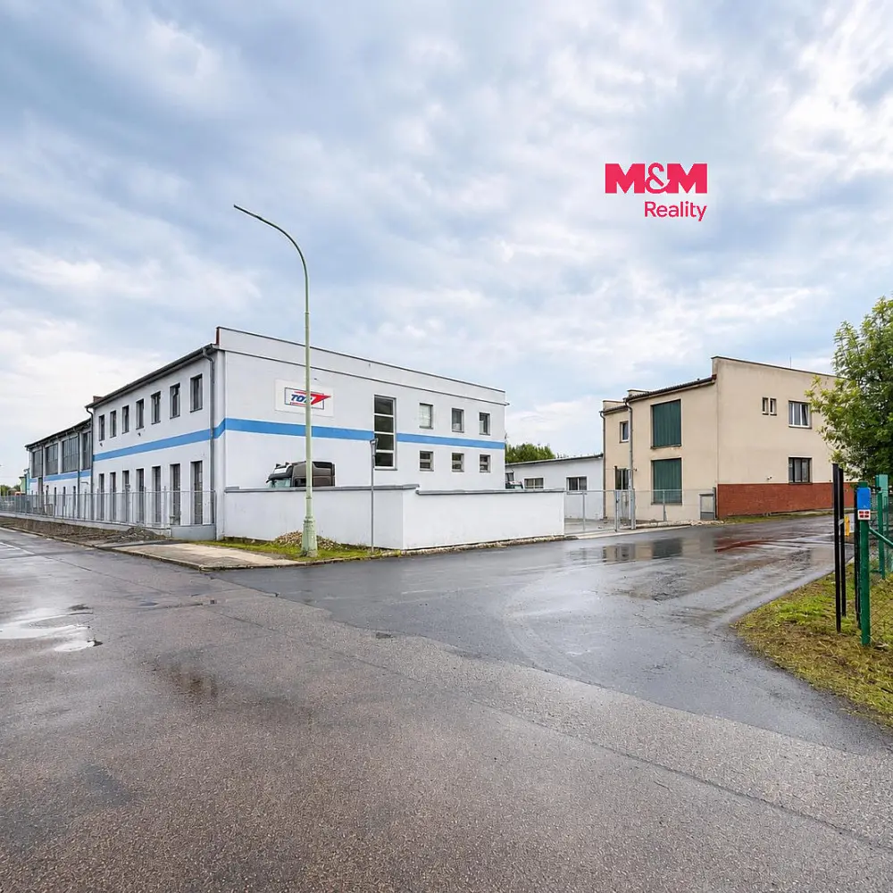 Pronájem komerčního prostoru 138 m², Platěnice · Moravany