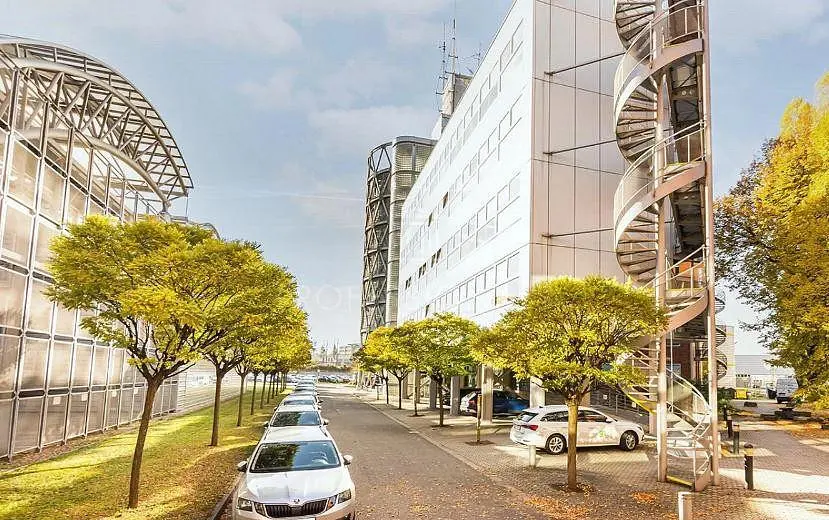 Pronájem komerčního prostoru 3192 m², Špitálka · Zábrdovice · Brno