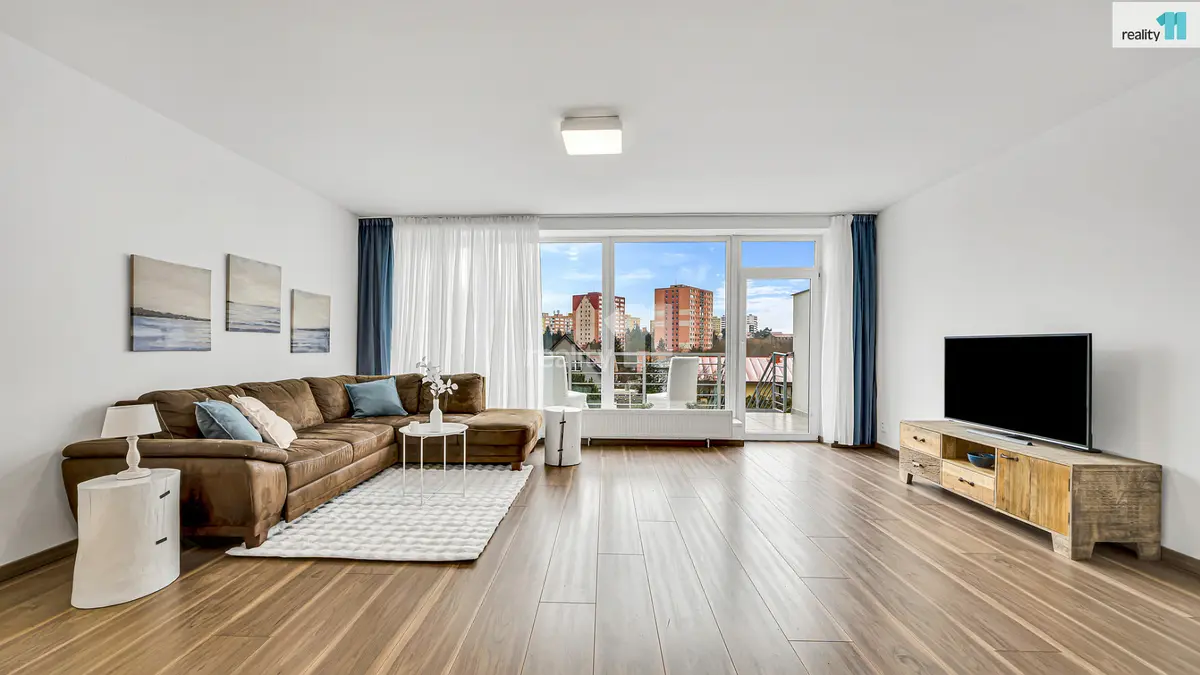 Prodej domu 270 m², U vodojemu · Kamýk