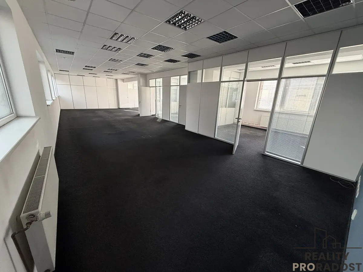 Pronájem komerčního prostoru 173 m², Blansko