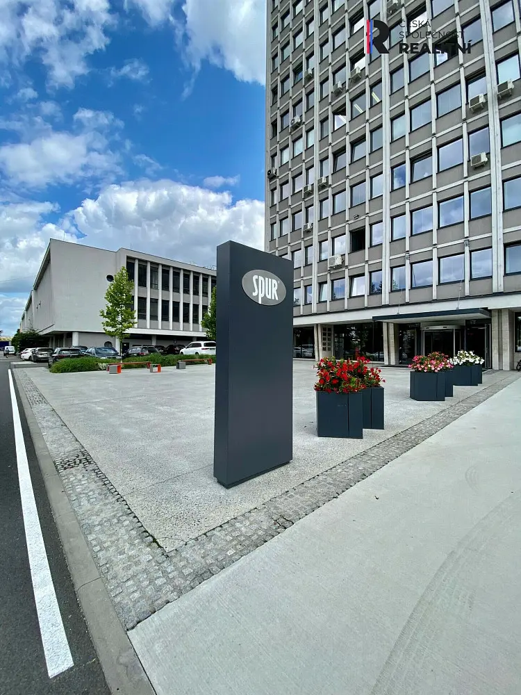 Pronájem komerčního prostoru 550 m², Zlín - centrum · Zlín