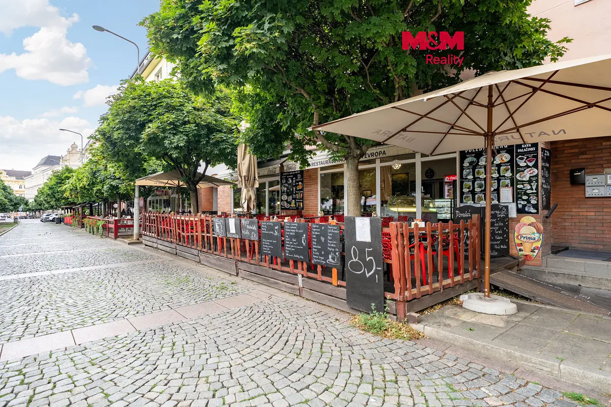 Prodej komerčního prostoru 116 m², Lidické náměstí · Ústí nad Labem