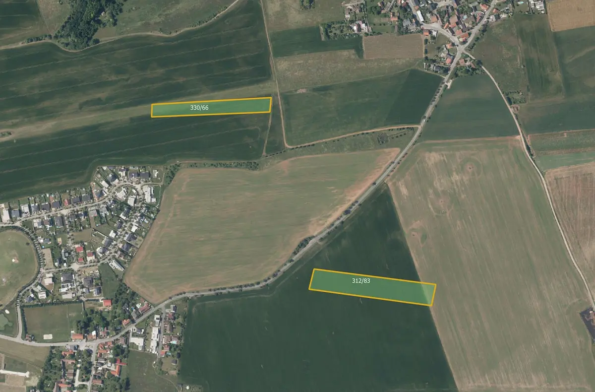 Prodej pozemku 914 m², Mezouň · okres Beroun