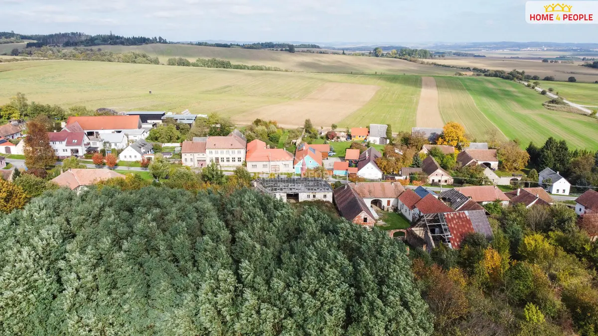 Prodej pozemku 468 m², Dešná - Chvalkovice · okres Jindřichův Hradec