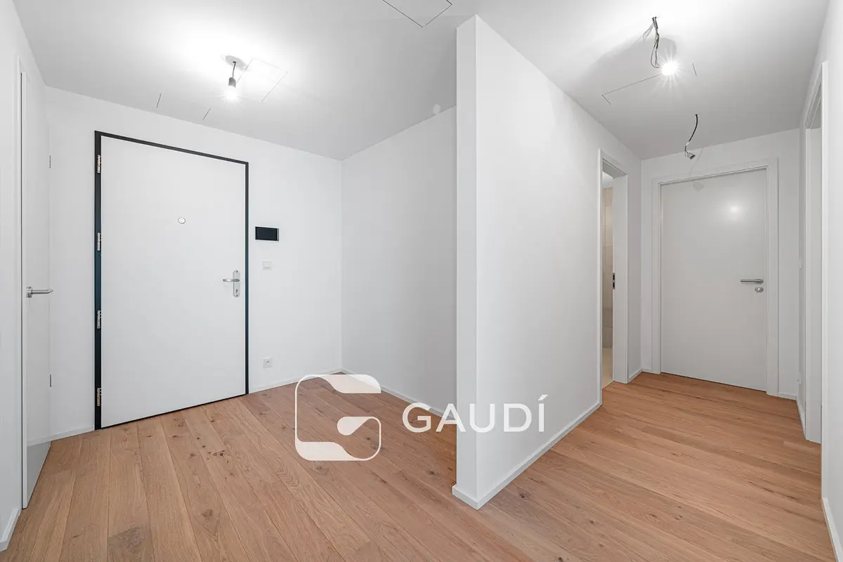 Prodej bytu 3+kk 95 m², Mezitraťová · Hrdlořezy