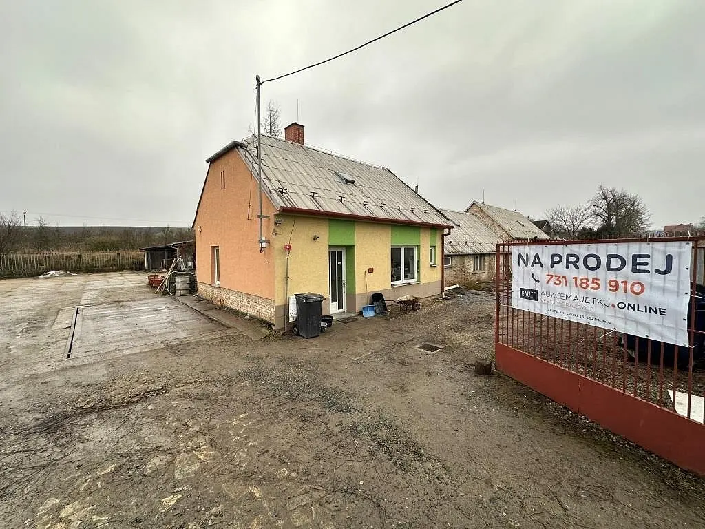Prodej komerčního prostoru 263 m², Klobouky u Brna