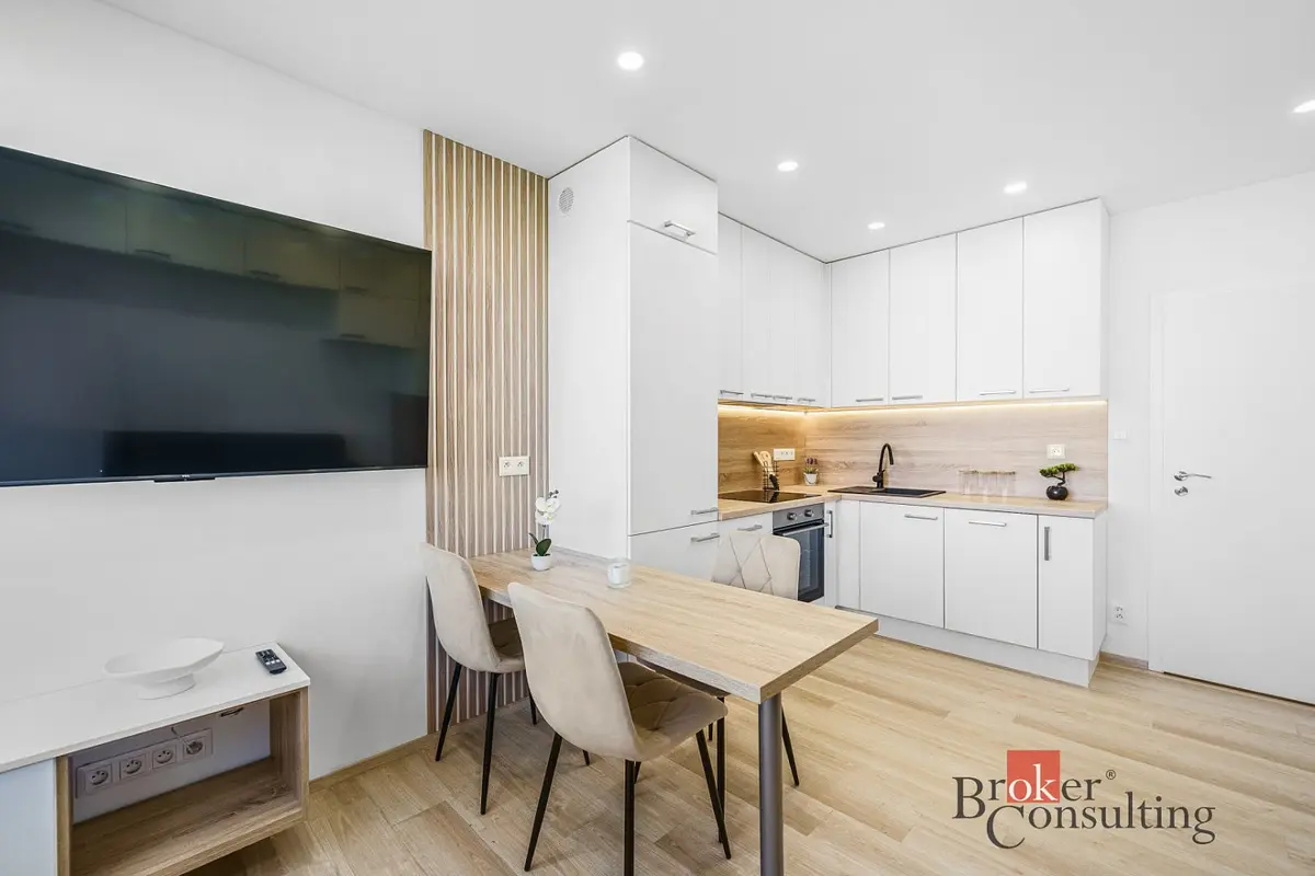 Prodej bytu 3+kk 52 m², Lábkova · Skvrňany · Plzeň