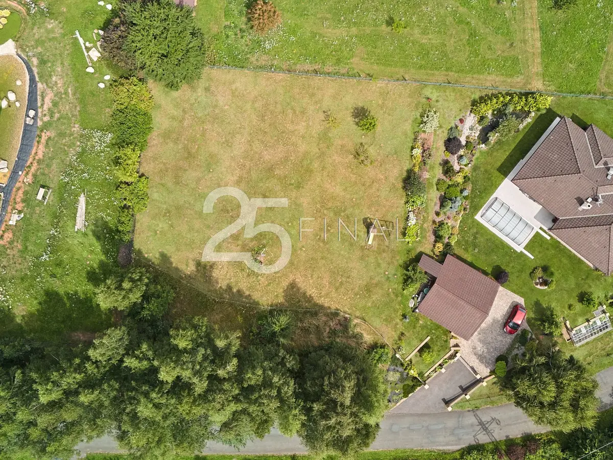 Prodej pozemku 627 m², Úpice