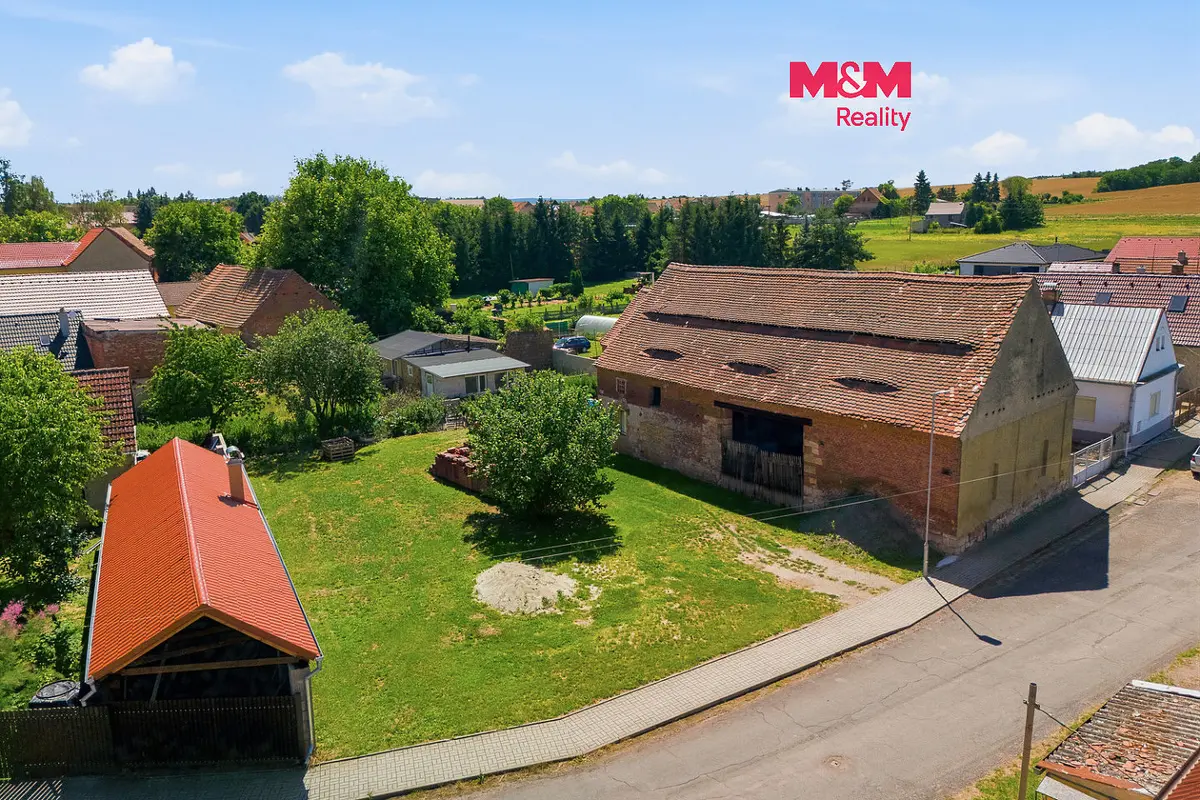 Prodej pozemku 877 m², Očihov · okres Louny