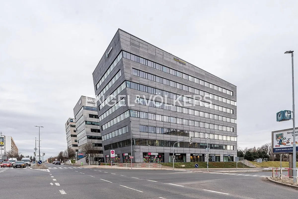 Pronájem komerčního prostoru 1106 m², U mateřské školy · Prosek