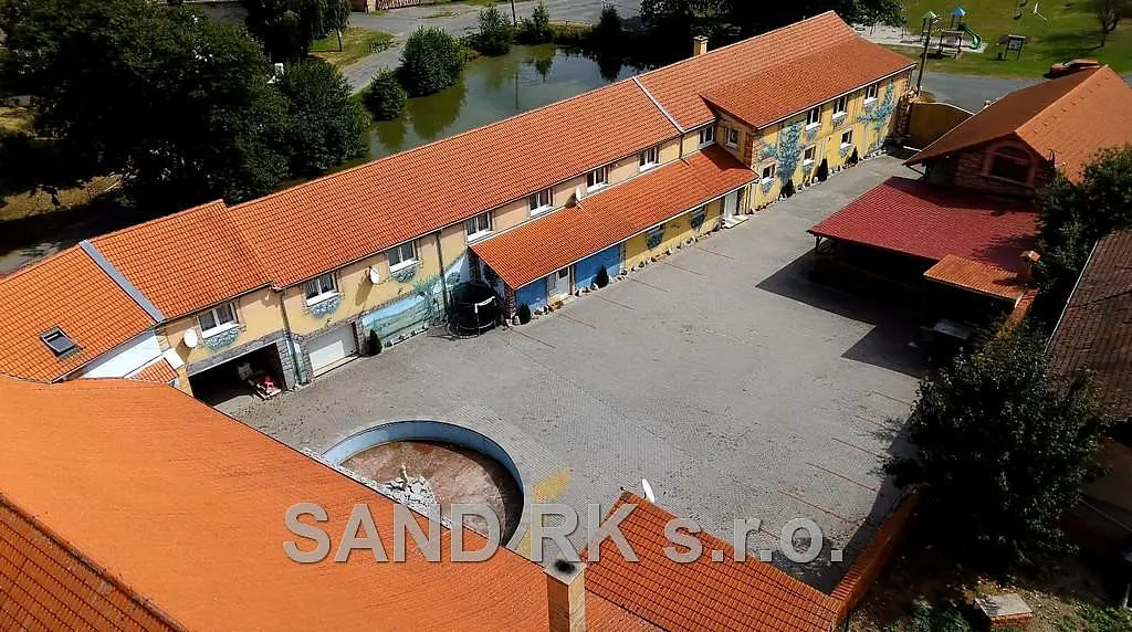Prodej komerčního prostoru 3600 m², Puclice - Malý Malahov · okres Domažlice