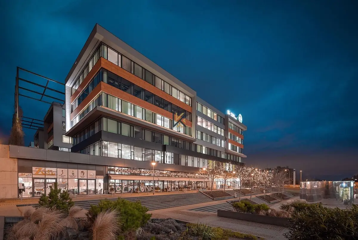 Pronájem komerčního prostoru 270 m², Stodůlky