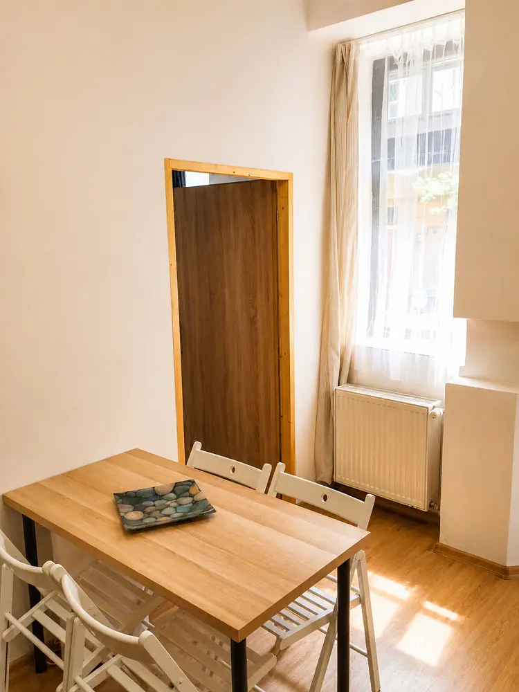 Pronájem bytu 2+kk 33 m², Nepomucká · Košíře