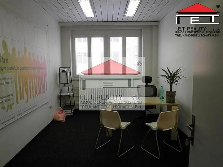 Pronájem komerčního prostoru 13 m², Přístavní · Holešovice