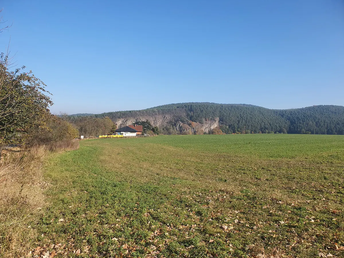 Prodej pozemku 2830 m², Kamýk nad Vltavou - Velká · okres Příbram