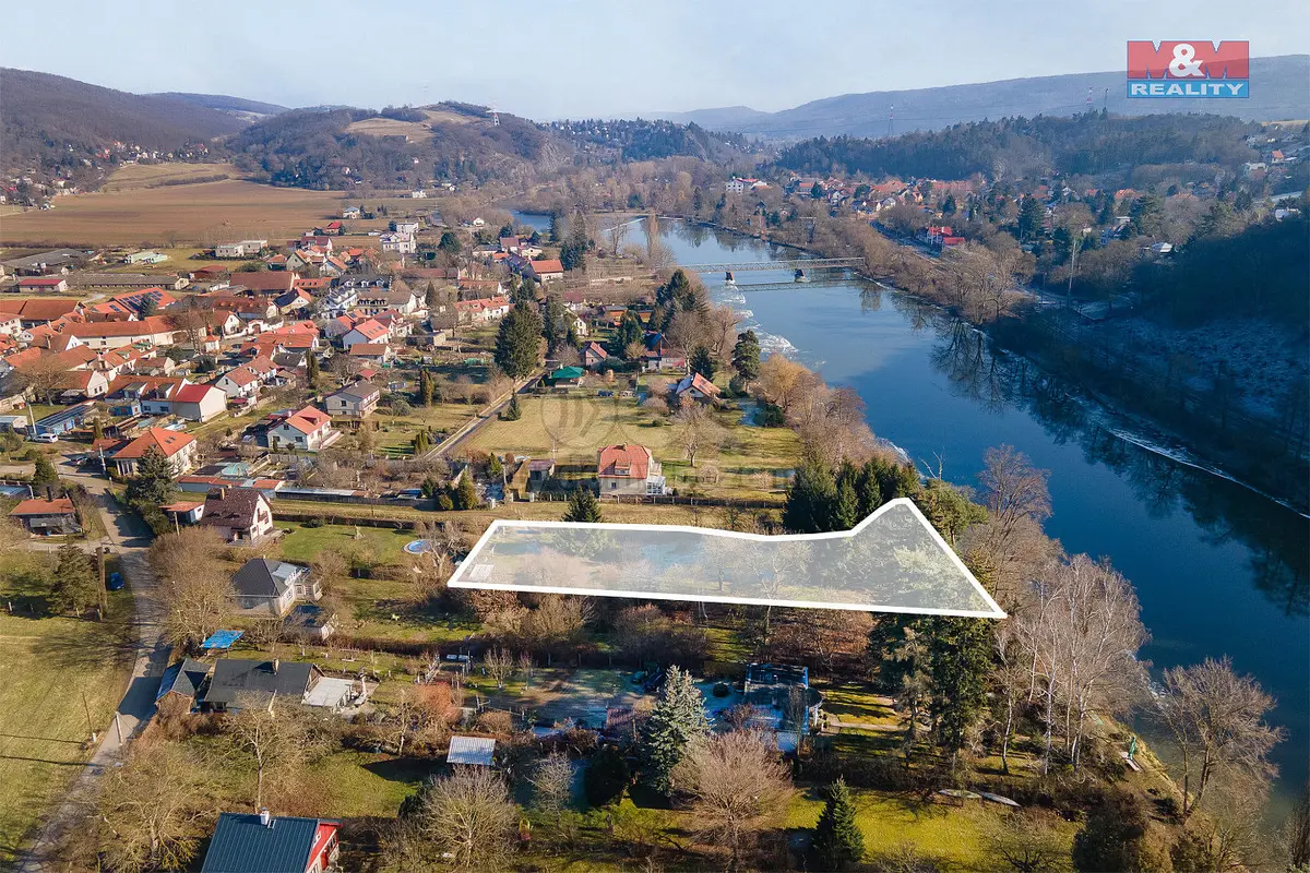 Prodej pozemku 2103 m², Karlštejnská · Hlásná Třebaň