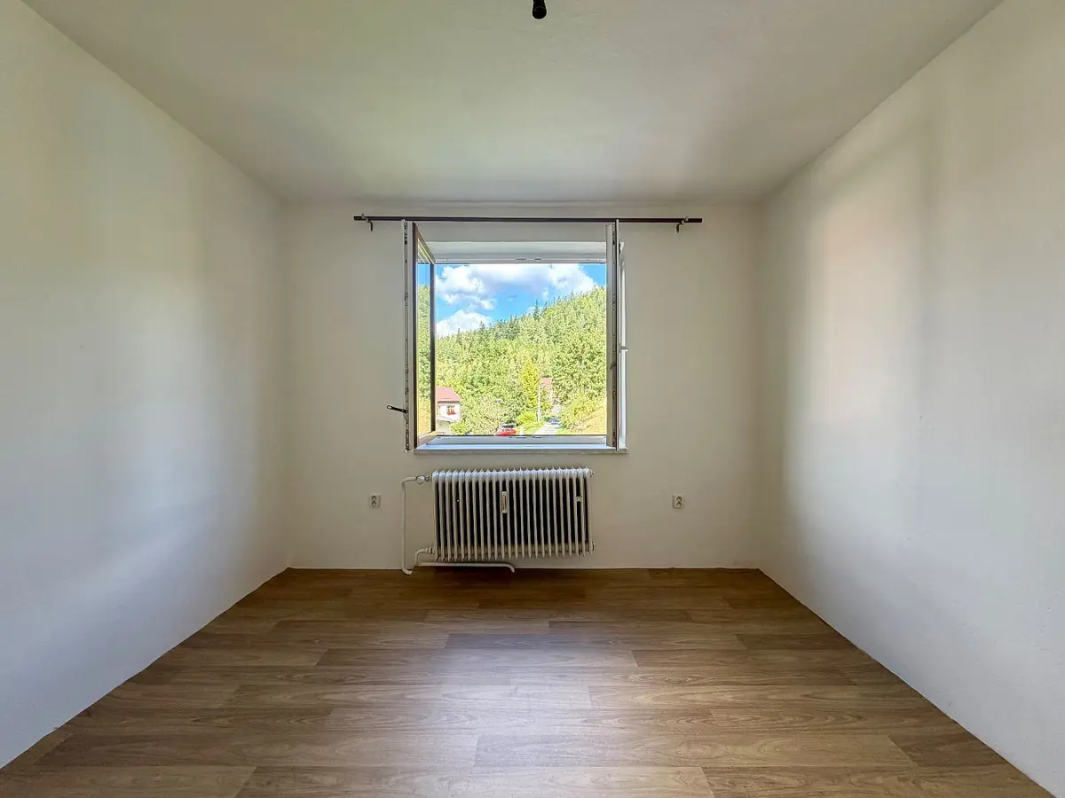 Pronájem bytu 3+1 83 m², Rožnov pod Radhoštěm