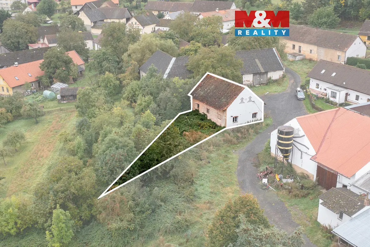 Prodej komerčního prostoru 428 m², Dolany - Řakom · okres Klatovy