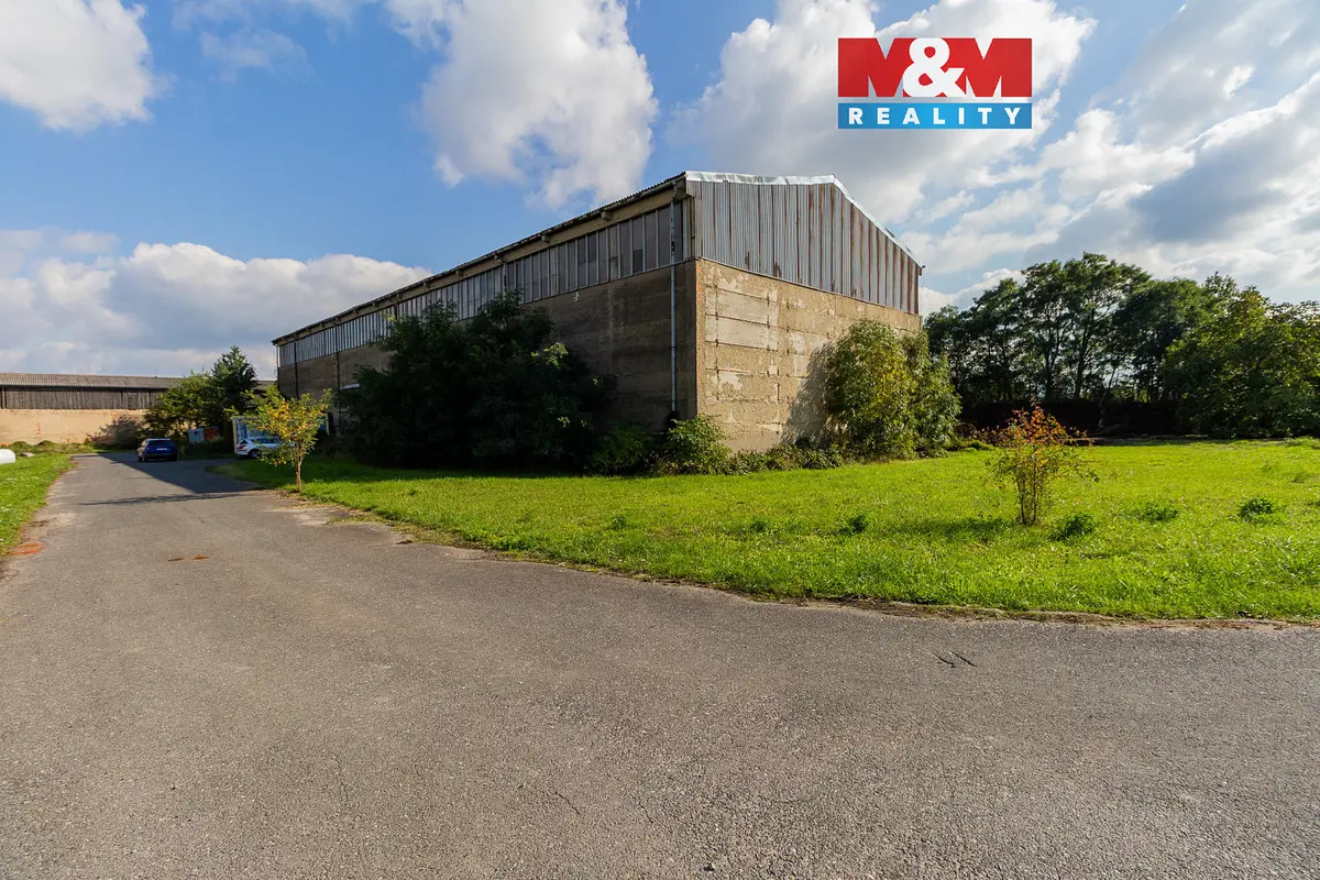 Pronájem komerčního prostoru 1220 m², Partyzánská · Javorník-ves · Javorník