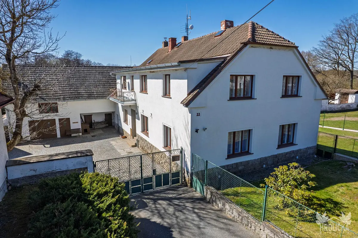 Prodej domu 203 m², Nezdřev