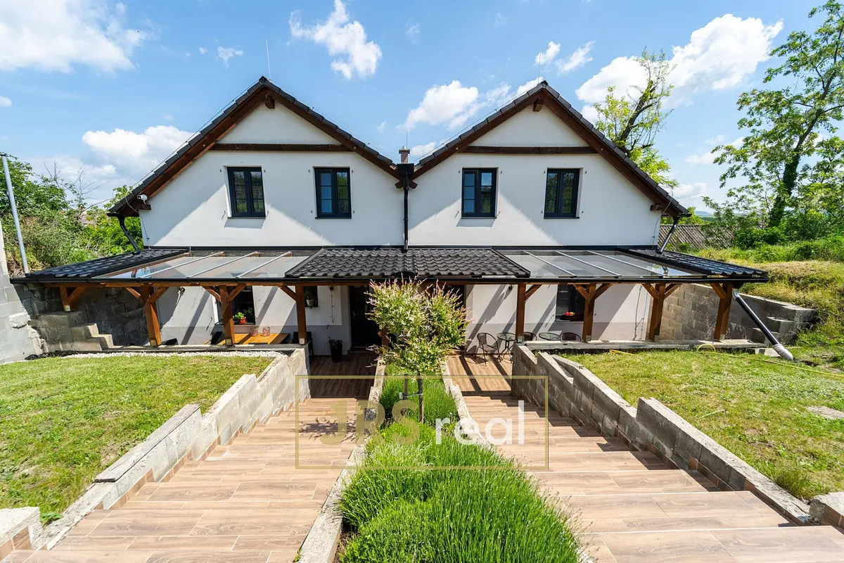 Prodej komerčního prostoru 538 m², Tovární · Drnholec