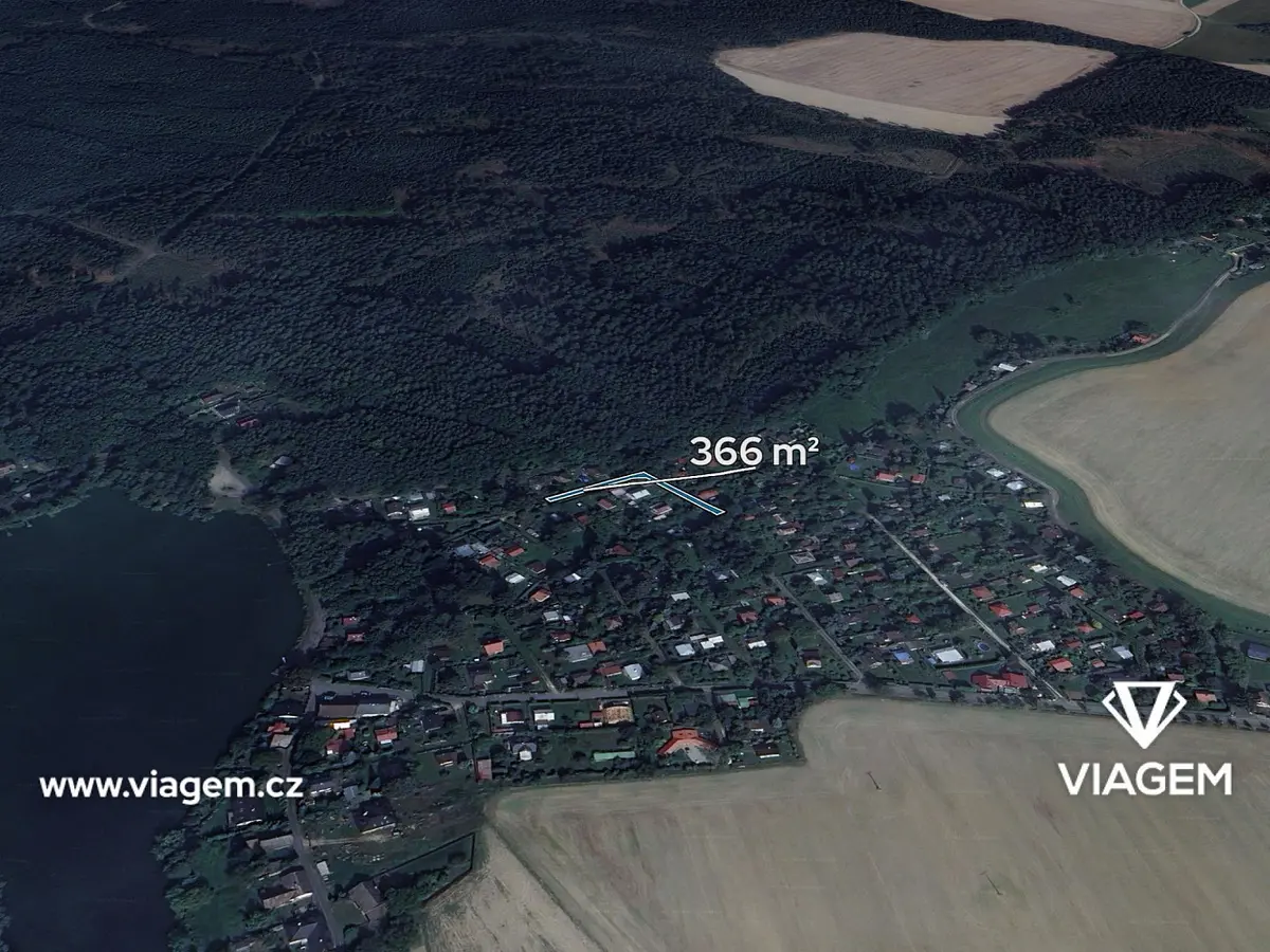 Prodej pozemku 366 m², Černíny