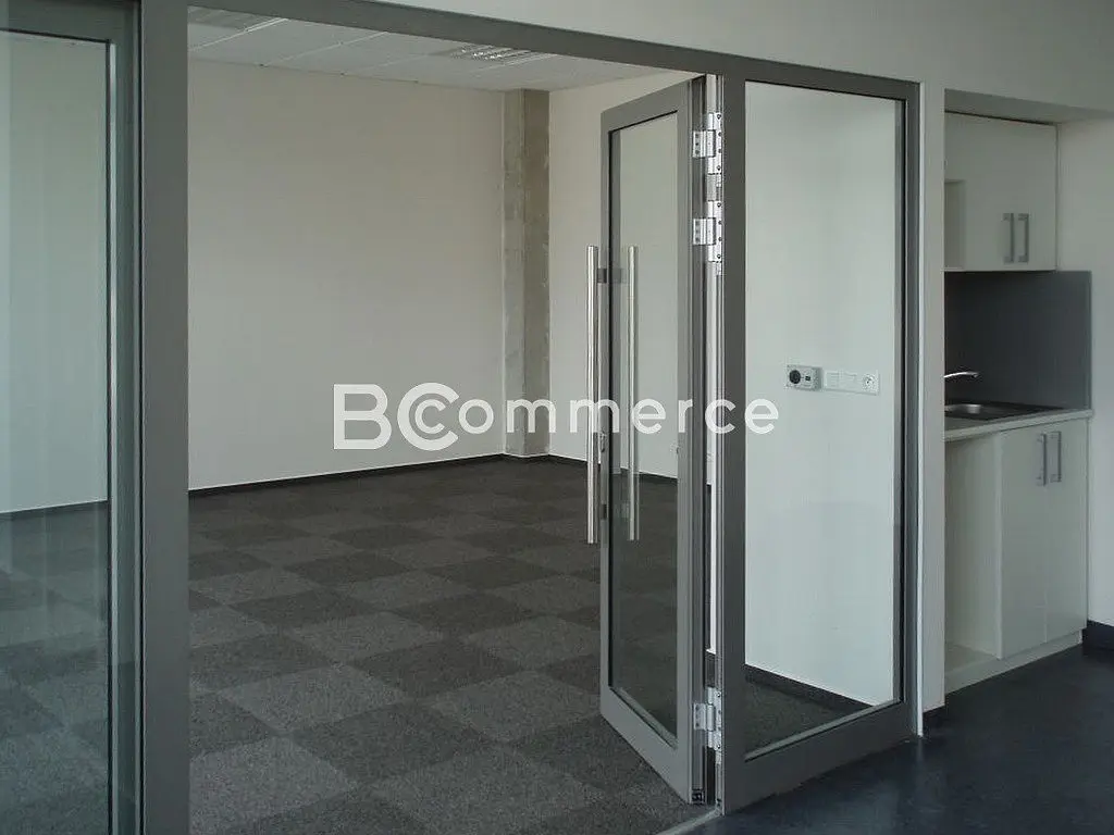 Pronájem komerčního prostoru 480 m², Brno