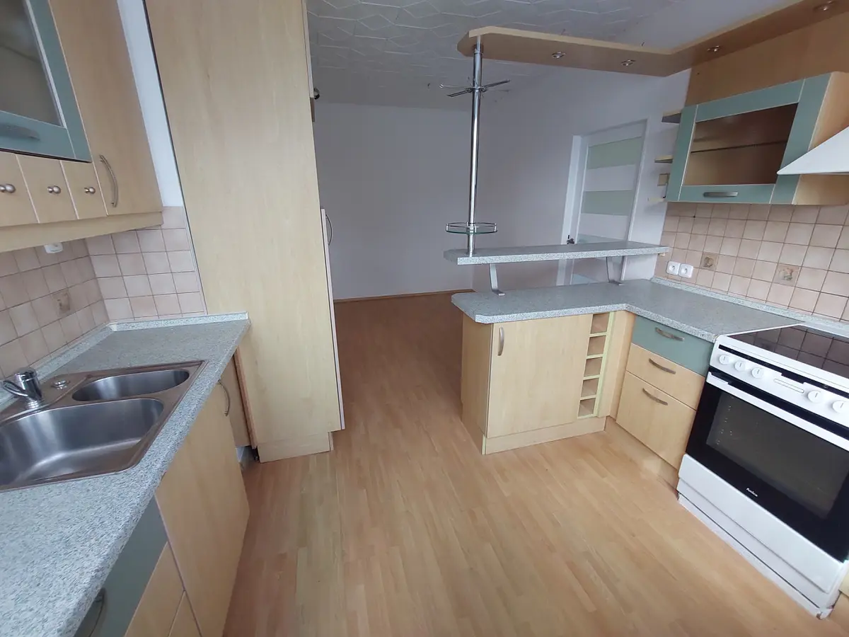 Pronájem bytu 4+1 108 m², Nádražní · Hrádek nad Nisou