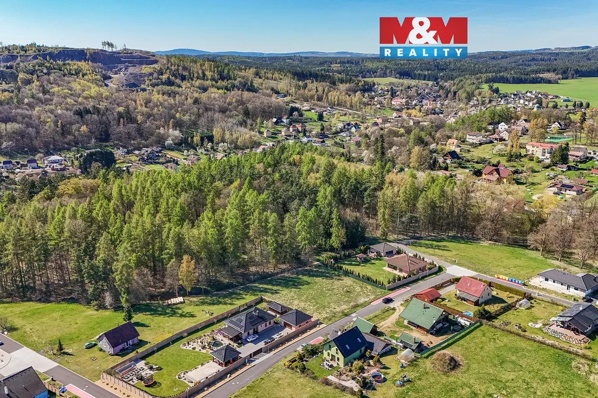 Prodej pozemku 942 m², Libá · okres Cheb
