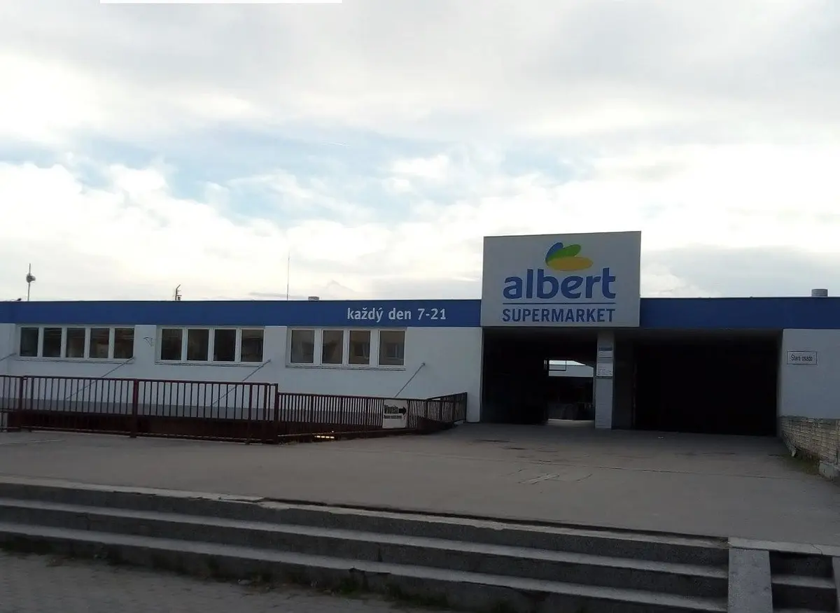 Pronájem komerčního prostoru 320 m², Židenice · Brno